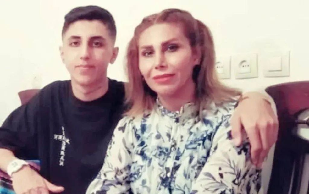 Read more about the article مادر جاویدنام محمدجواد زاهدی جهت اجرای حکم سیزده سال حبس احضار شد